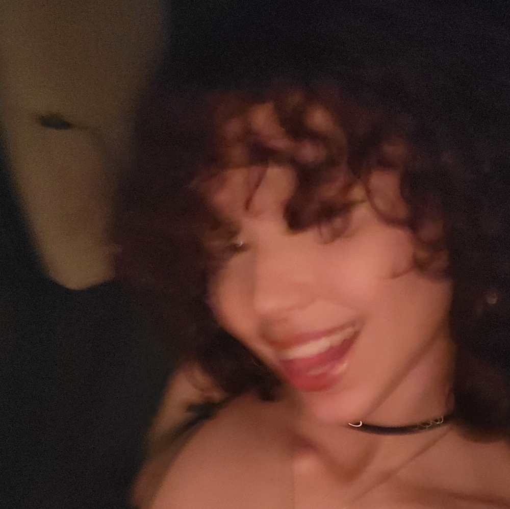 Meet your Posher, Mariana